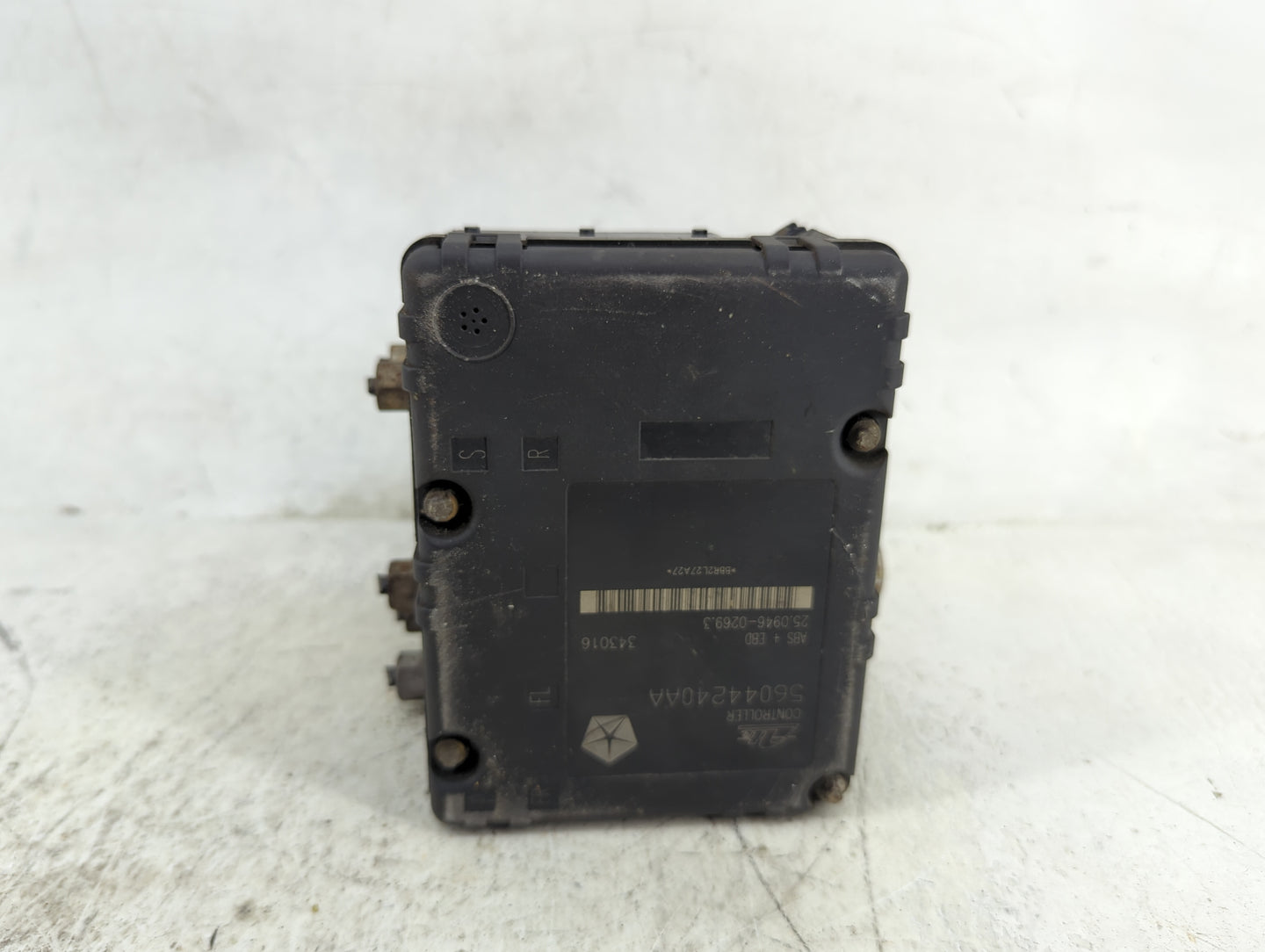 2003-2004 Jeep Liberty ABS Pump Control Module Replacement P/N:P55366241AK 25094602693, 56044240AA Fits Fits 2003 2004 OEM U