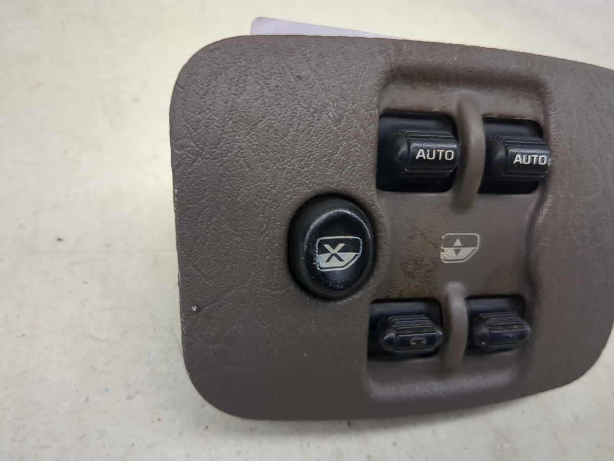 2003 Jeep Liberty Master Power Window Switch Replacement Driver Side Left P/N:P5GP27WL8AG Fits OEM Used Auto Parts - Oemused