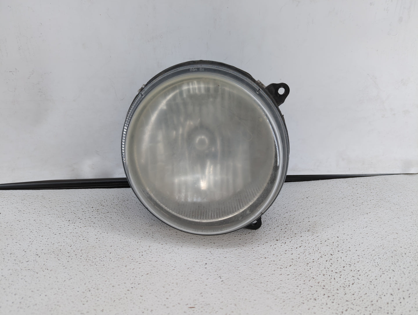 2002-2004 Jeep Liberty Passenger Right Oem Head Light Headlight Lamp - Oemusedautoparts1.com
