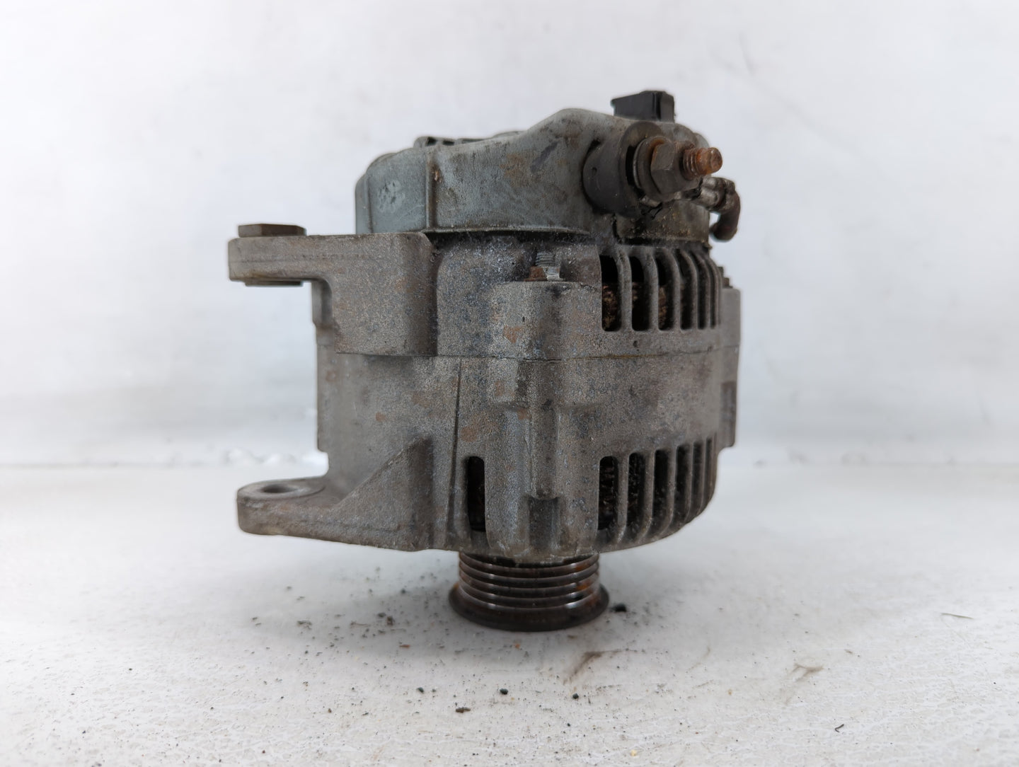 2003 Jeep Liberty Alternator Replacement Generator Charging Assembly Engine OEM P/N:13873 56041693AB, 56029700AD Fits OEM Us