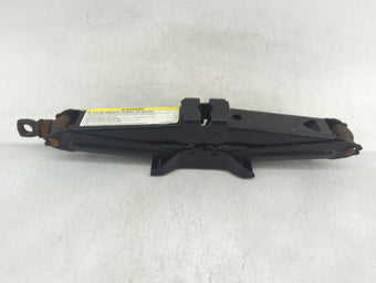 compare product Jeep Liberty Spare Scissor Car Jack 820817