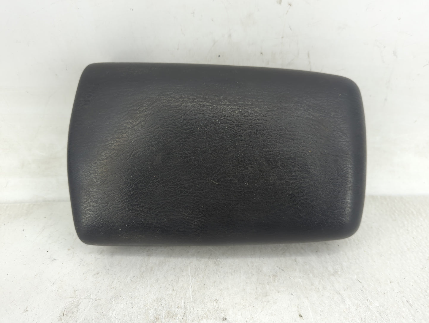 2002-2004 Jeep Liberty Center Console Armrest Cover Lid Fits Fits 2002 2003 2004 OEM Used Auto Parts - Oemusedautoparts1.com