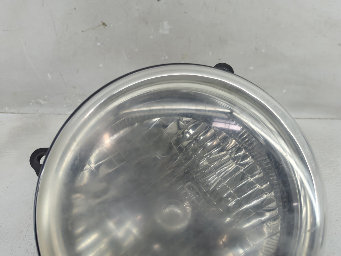 2002-2004 Jeep Liberty Passenger Right Oem Head Light Headlight Lamp - Oemusedautoparts1.com
