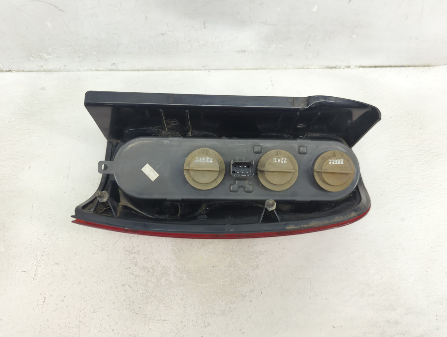2002-2004 Jeep Liberty Tail Light Assembly Driver Left OEM Fits Fits 2002 2003 2004 OEM Used Auto Parts - Oemusedautoparts1.