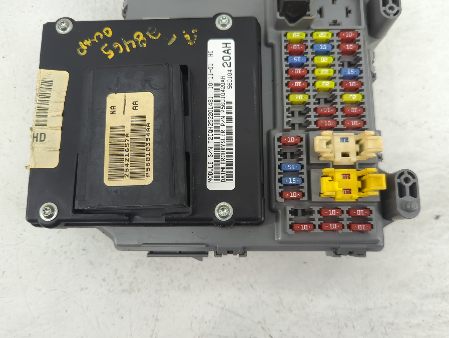 2003-2003 Jeep Liberty Body Control Module Bcm Inner Cabin Fuse Box - Oemusedautoparts1.com