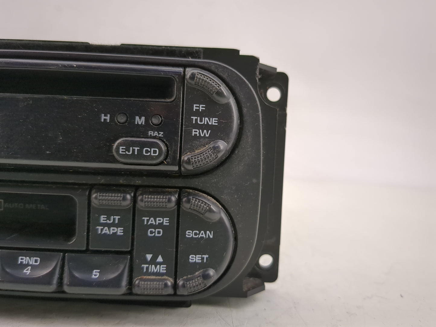 2002-2007 Jeep Liberty Radio AM FM Cd Player Receiver Replacement Fits Fits 2002 2003 2004 2005 2006 2007 OEM Used Auto Part