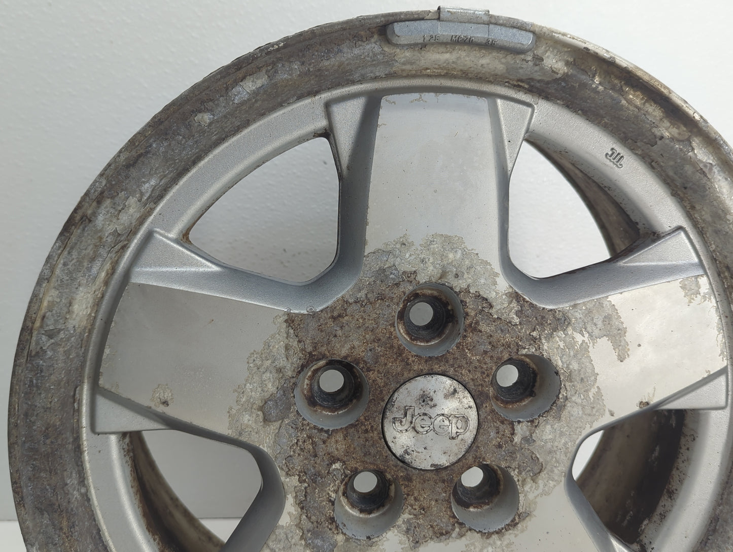 2002-2007 Jeep Liberty Oem Wheel Rim 823116 - Oemusedautoparts1.com
