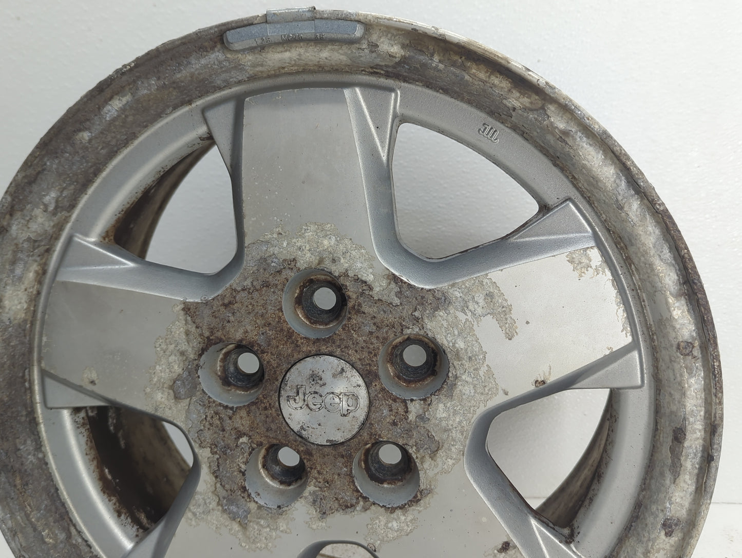 2002-2007 Jeep Liberty Oem Wheel Rim 823116 - Oemusedautoparts1.com