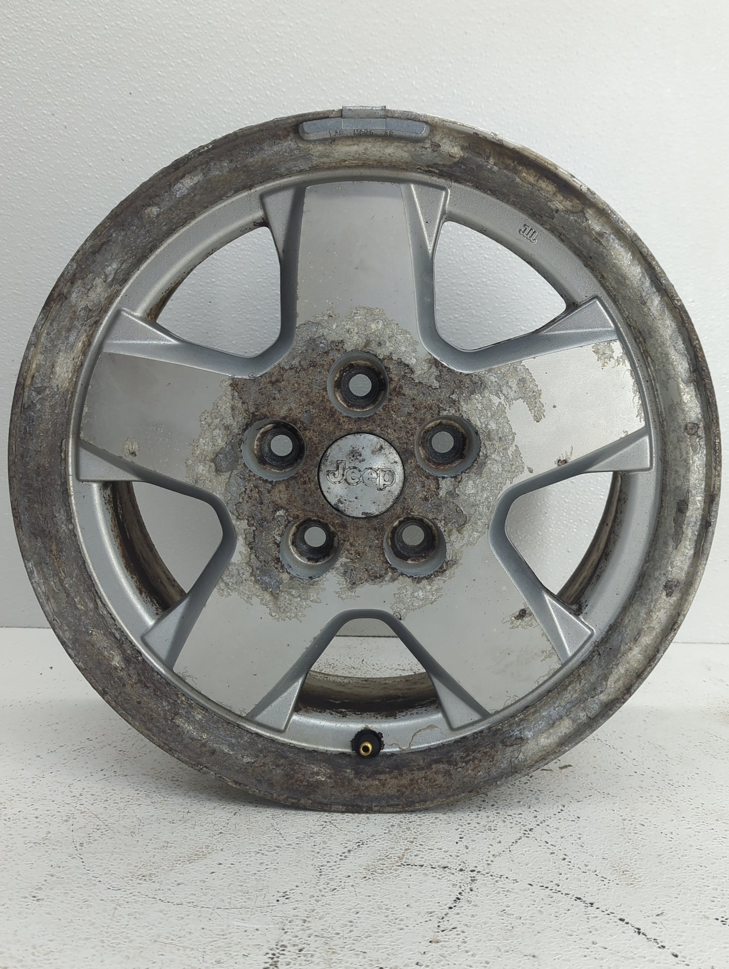 2002-2007 Jeep Liberty Oem Wheel Rim 823116 - Oemusedautoparts1.com