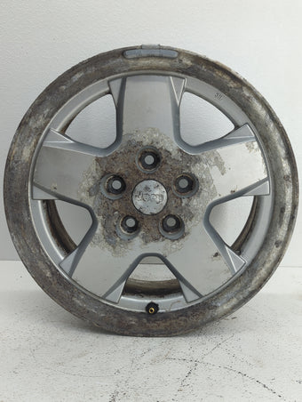 compare product 2002-2007 Jeep Liberty Oem Wheel Rim 823116