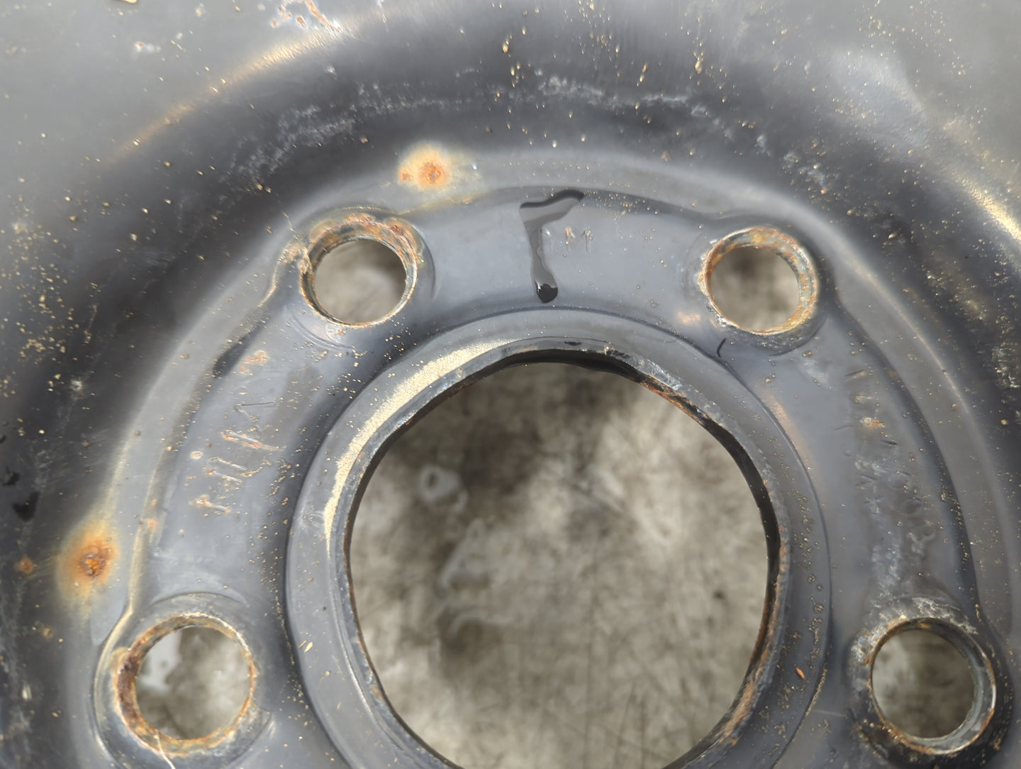 2003 Jeep Liberty Spare Donut Tire Wheel Rim Oem - Oemusedautoparts1.com