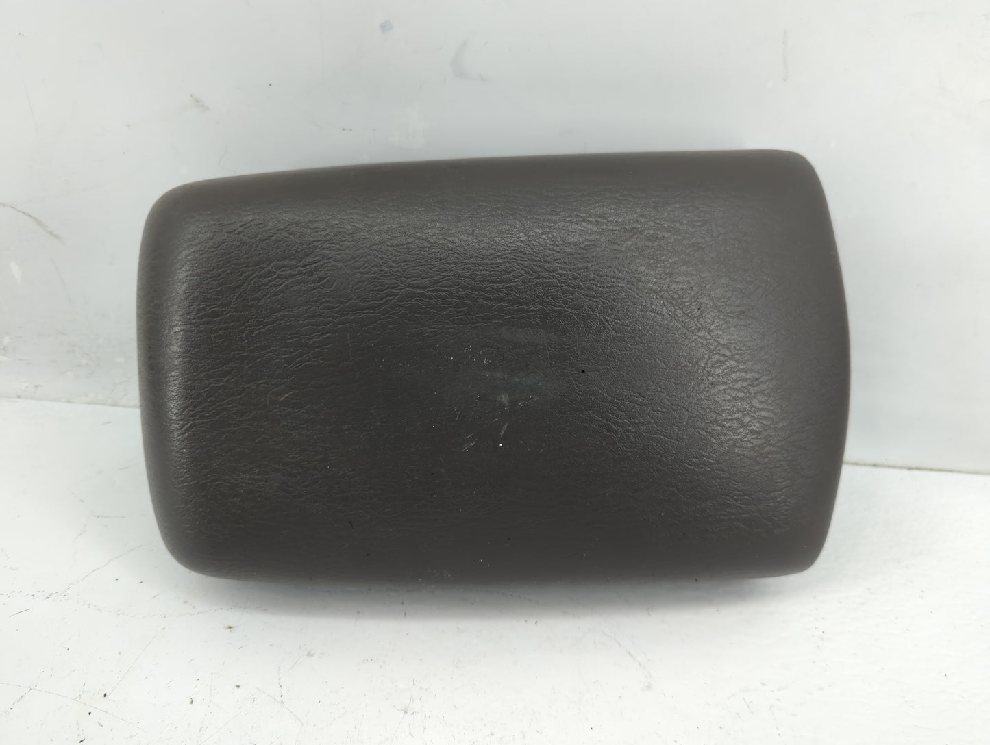 2002-2004 Jeep Liberty Center Console Armrest Cover Lid Fits Fits 2002 2003 2004 OEM Used Auto Parts - Oemusedautoparts1.com