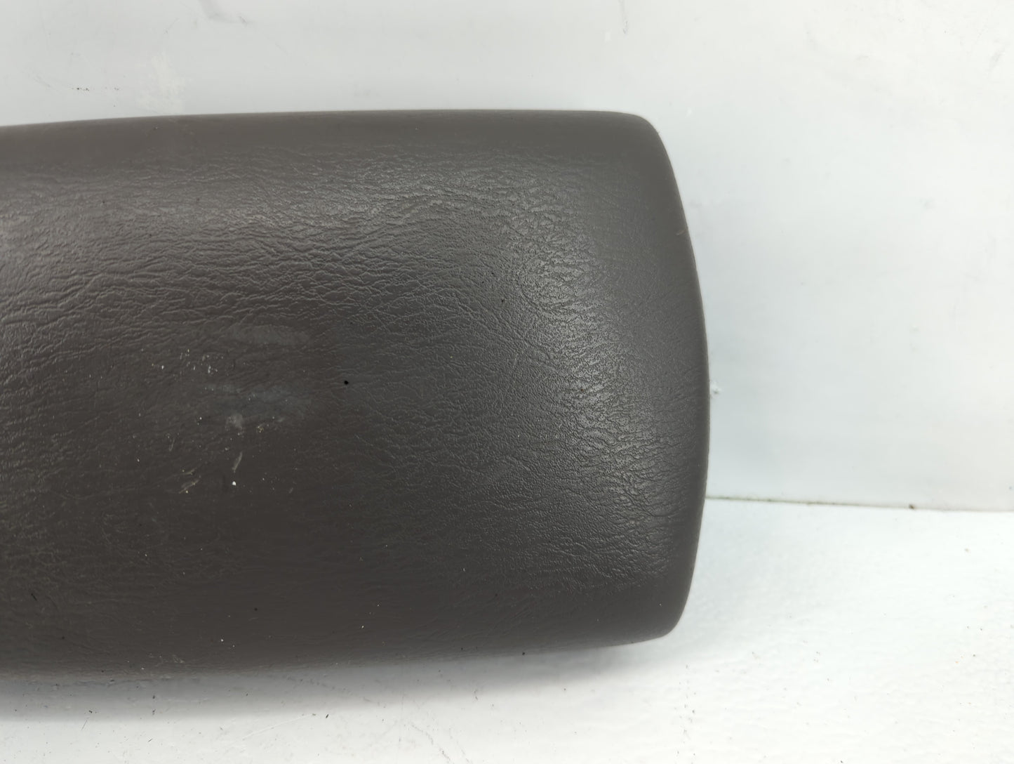 2002-2004 Jeep Liberty Center Console Armrest Cover Lid Fits Fits 2002 2003 2004 OEM Used Auto Parts - Oemusedautoparts1.com