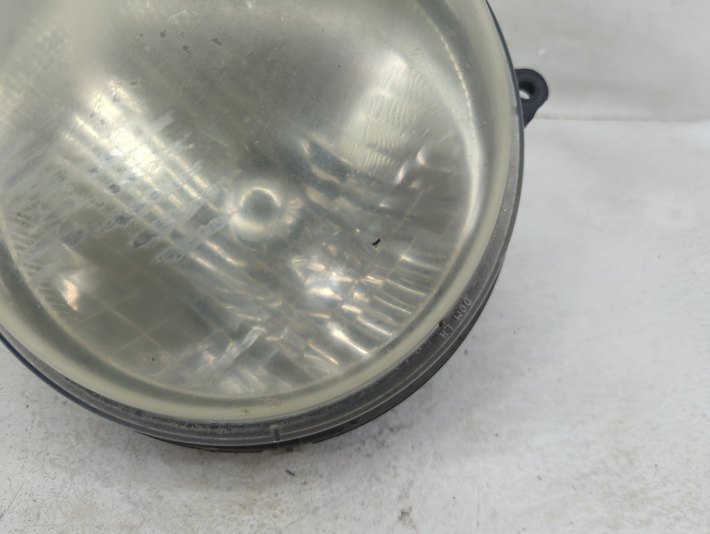 2002-2004 Jeep Liberty Passenger Right Oem Head Light Headlight Lamp - Oemusedautoparts1.com