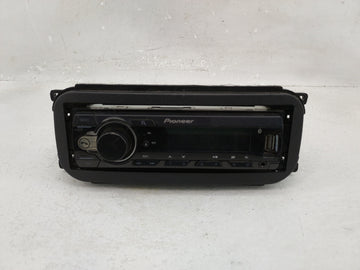 2002-2007 Jeep Liberty Radio AM FM Cd Player Receiver Replacement Fits Fits 2002 2003 2004 2005 2006 2007 OEM Used Auto Part