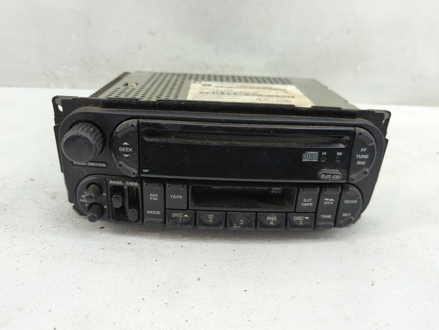 2002-2007 Jeep Liberty Radio AM FM Cd Player Receiver Replacement P/N:P05064125AD Fits Fits 2002 2003 2004 2005 2006 2007 OE