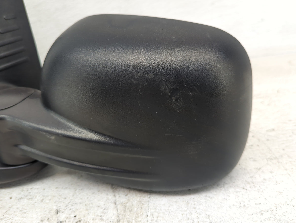Jeep Liberty Driver Left Side View Manual Door Mirror 982469 - Oemusedautoparts1.com