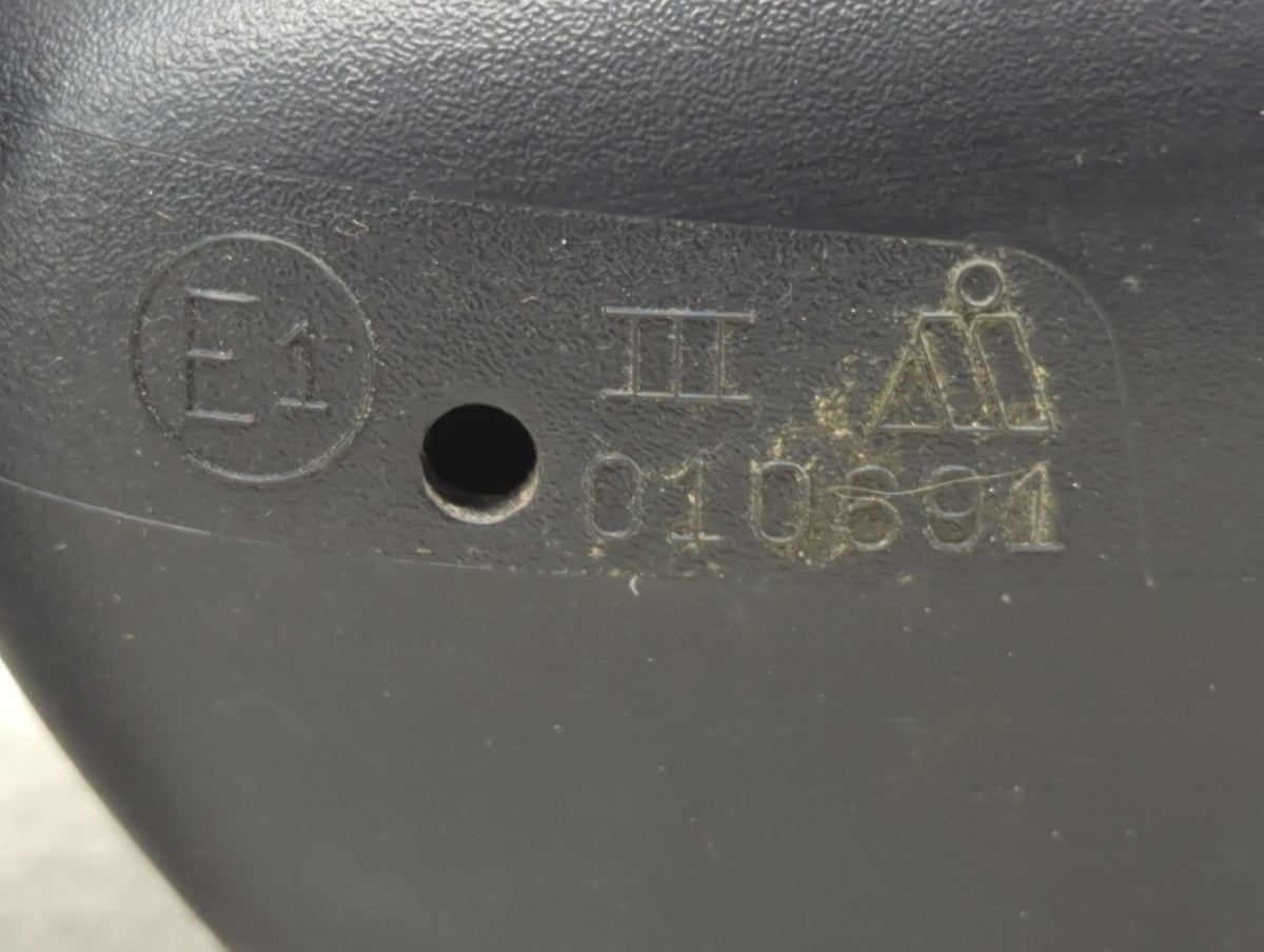 Jeep Liberty Driver Left Side View Manual Door Mirror 982469 - Oemusedautoparts1.com