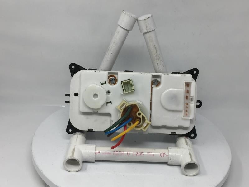 2003 Jeep Liberty Climate Control Module Temperature AC/Heater Replacement P/N:P55037533AD Fits Fits 2002 OEM Used Auto Part