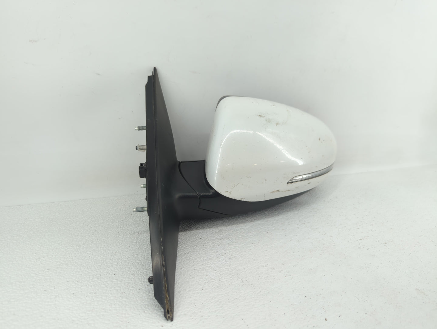 2001-2006 Kia Optima Driver Side View Mirror - Left Door Mirror OEM Used - Oemusedautoparts1.com