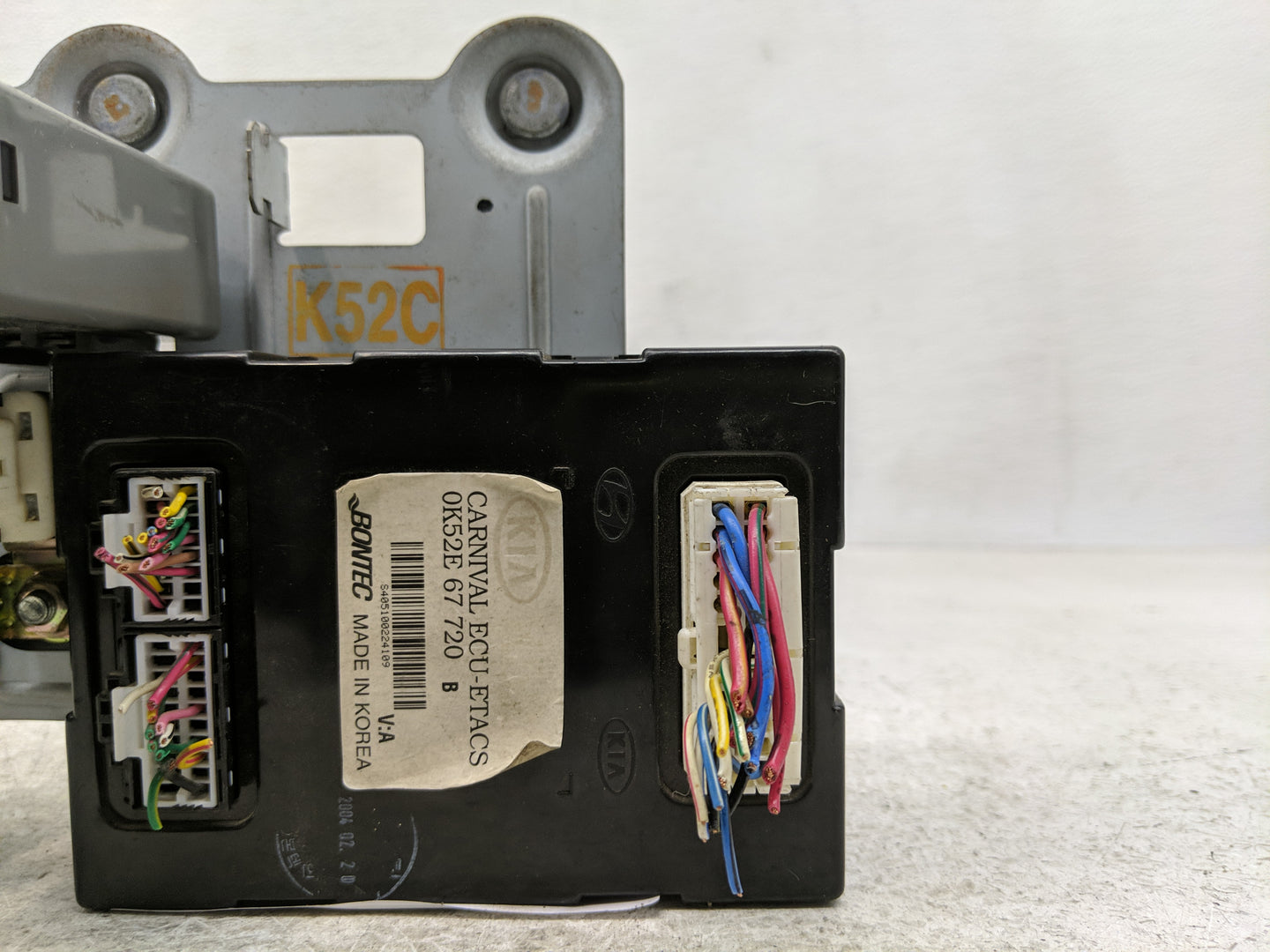 2003-2005 Kia Sedona PCM Engine Control Computer ECU ECM PCU OEM P/N:OK60A 66 830 A 0K52E 67 720 Fits Fits 2003 2004 2005 OE