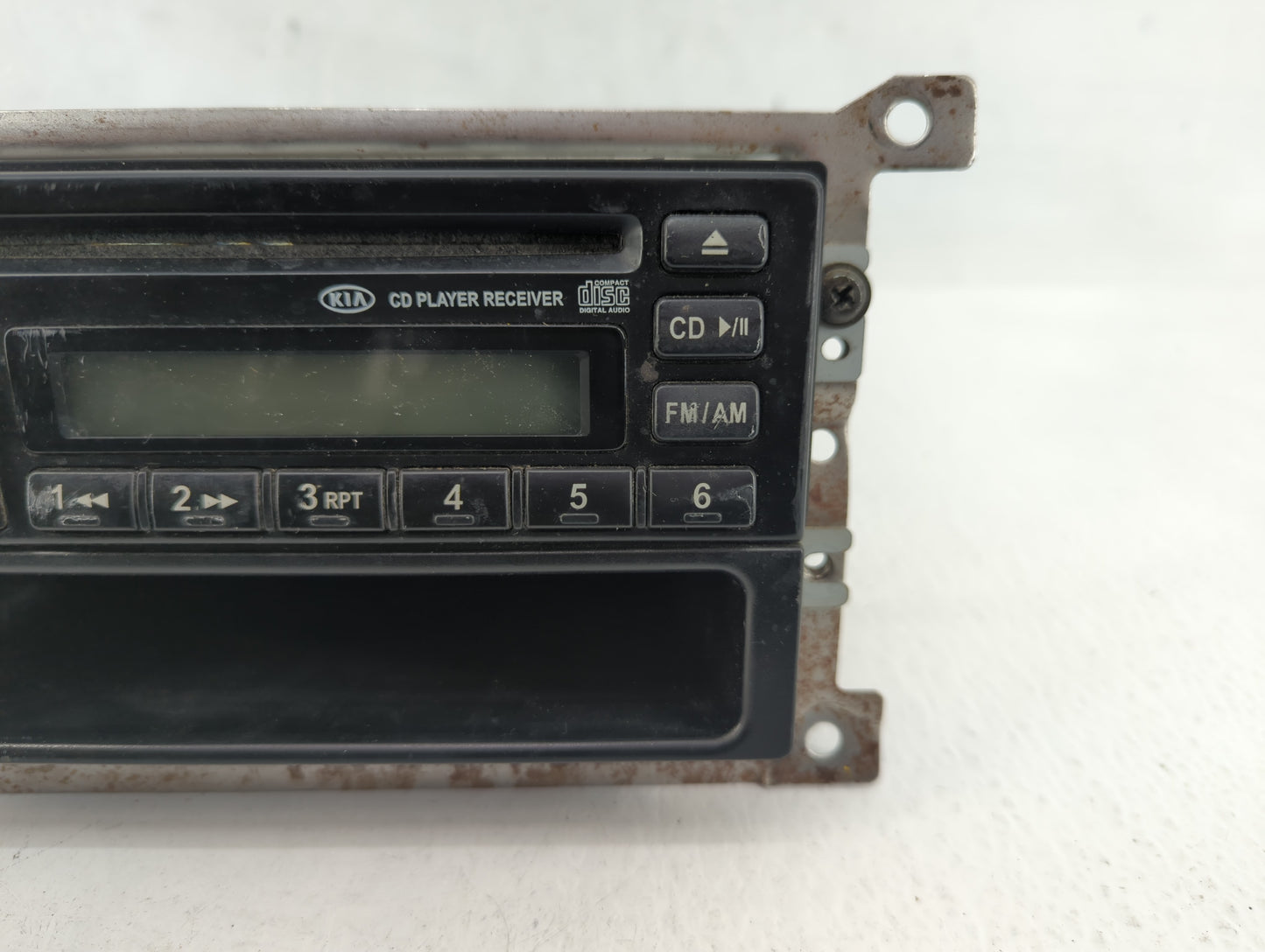 2003-2005 Kia Sedona Radio AM FM Cd Player Receiver Replacement P/N:1K5AD66860A Fits Fits 2003 2004 2005 OEM Used Auto Parts