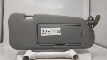 2003 Kia Sorento Sun Visor Shade Replacement Passenger Right Mirror Fits OEM Used Auto Parts