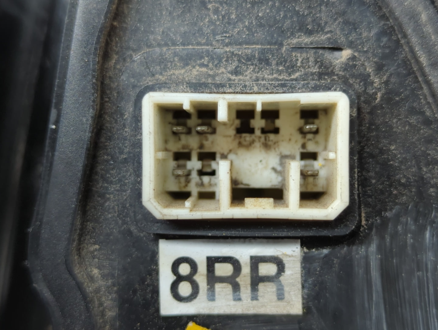 2003-2009 Kia Sorento Passenger Side View Mirror - Right Door Mirror OEM Used - Oemusedautoparts1.com