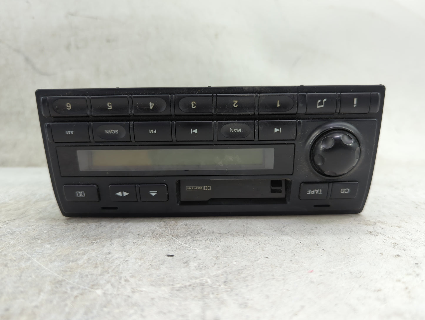 2003 Land Rover Discovery Radio AM FM Cd Player Receiver Replacement P/N:XQD000340PUY Fits OEM Used Auto Parts - Oemusedauto