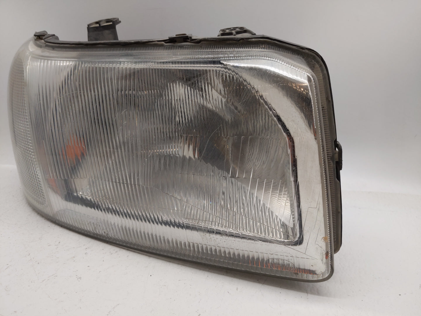 2002 Land Rover Freelander Passenger Right Oem Head Light Headlight Lamp - Oemusedautoparts1.com