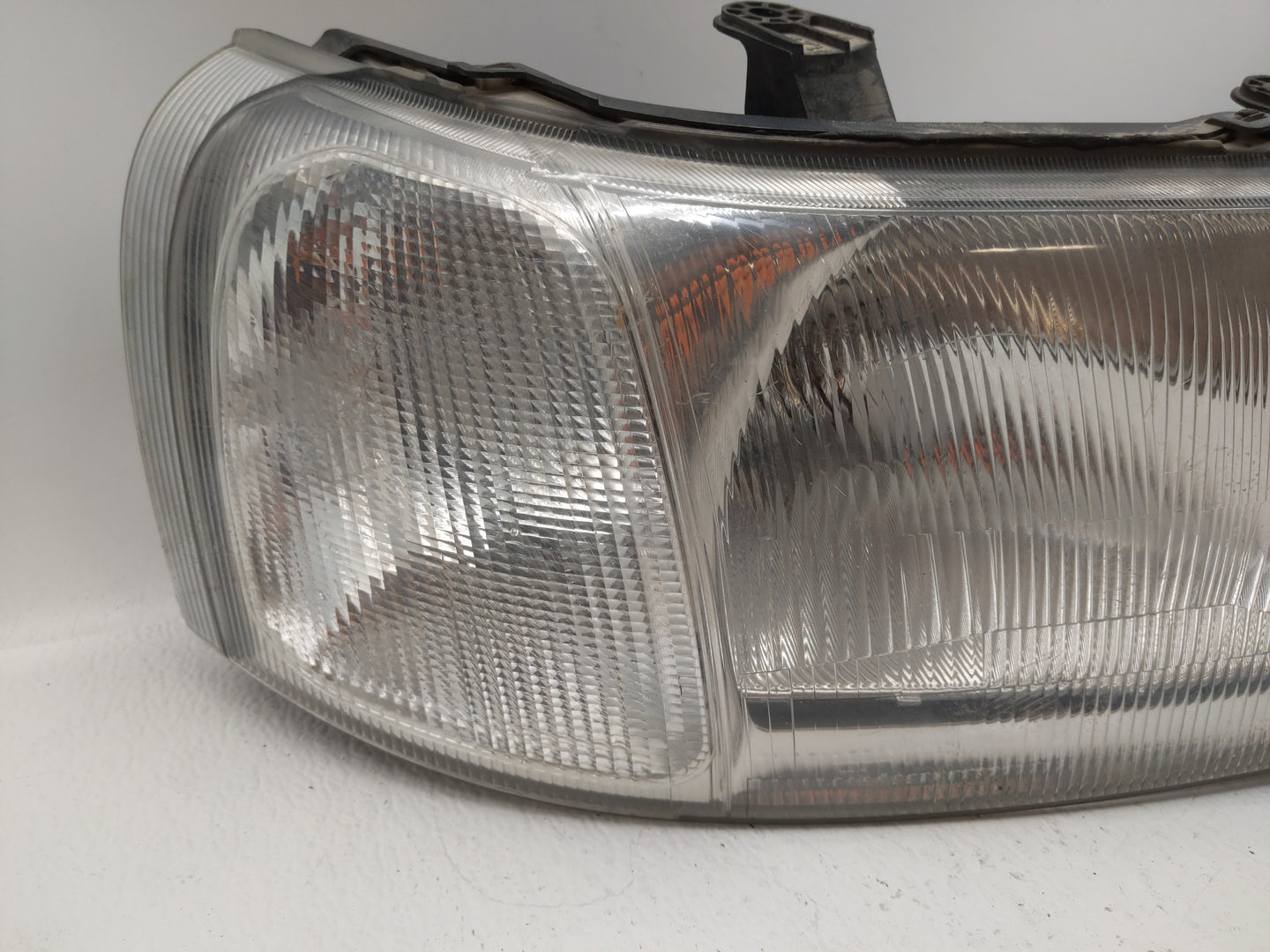 2002 Land Rover Freelander Passenger Right Oem Head Light Headlight Lamp - Oemusedautoparts1.com