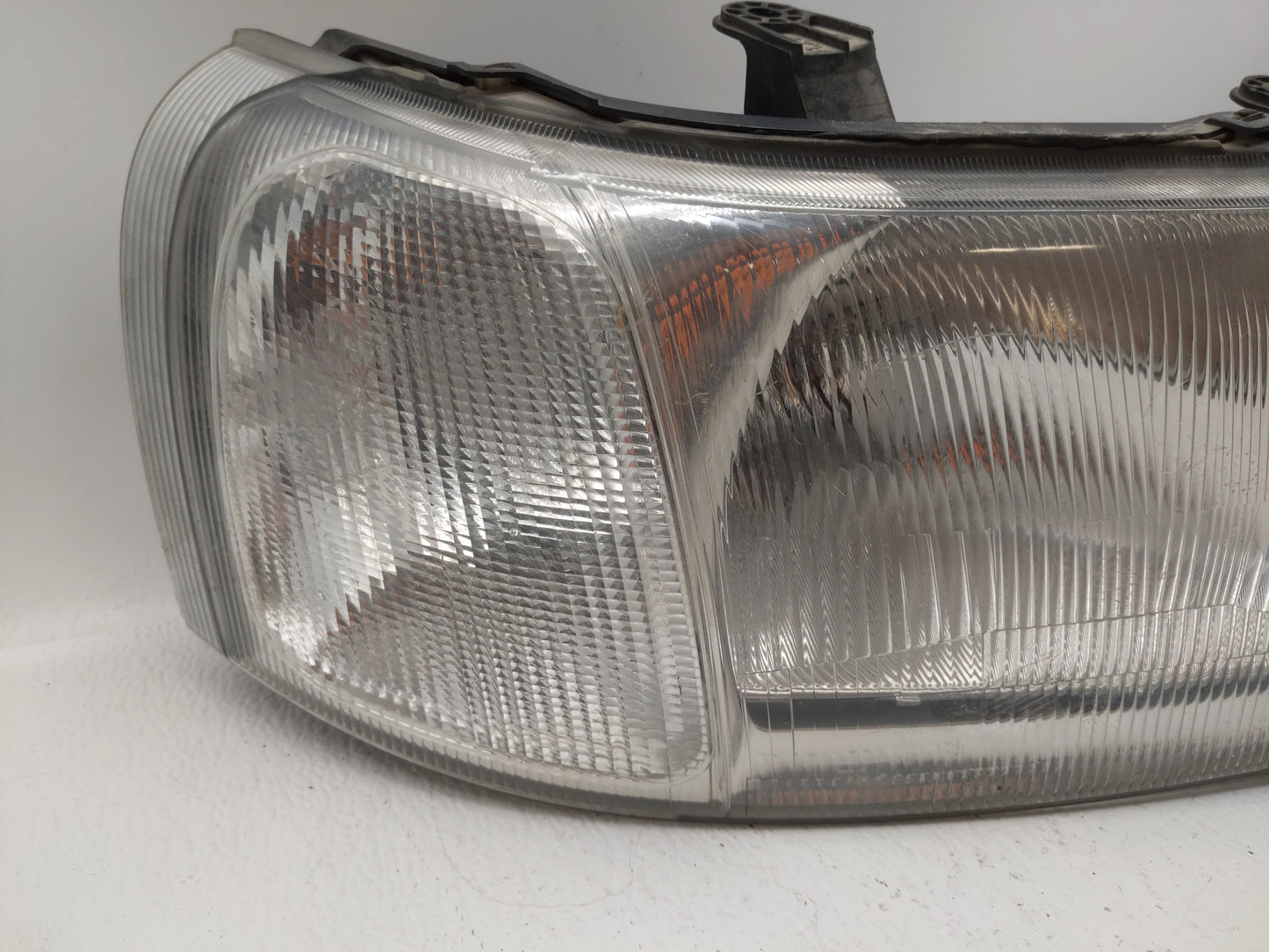 2002 Land Rover Freelander Passenger Right Oem Head Light Headlight Lamp - Oemusedautoparts1.com