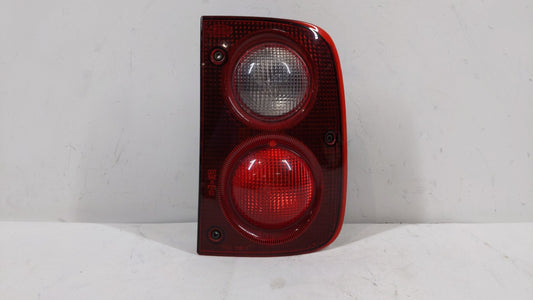 2002-2003 Land Rover Freelander Tail Light Assembly Passenger Right OEM Fits Fits 2002 2003 OEM Used Auto Parts - Oemusedaut