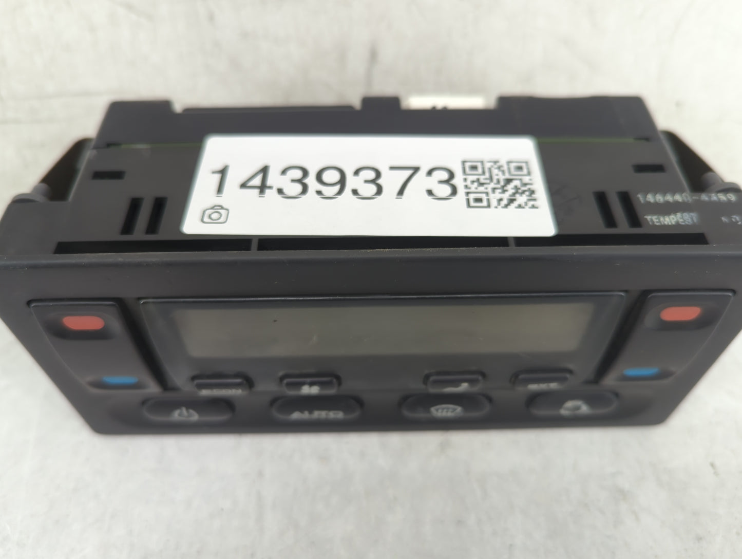 2003 Land Rover Land Rover Climate Control Module Temperature AC/Heater Replacement P/N:MF146570-0261 Fits OEM Used Auto Par