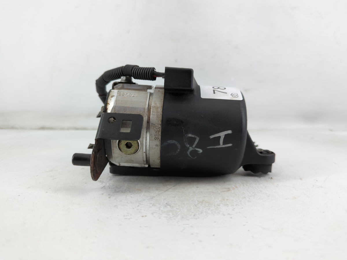 2003-2005 Land Rover Range Rover Anti-Lock Brake ABS Pump Module Actuator OEM P/N:287080B3 Fits Fits 2003 2004 2005 OEM Used