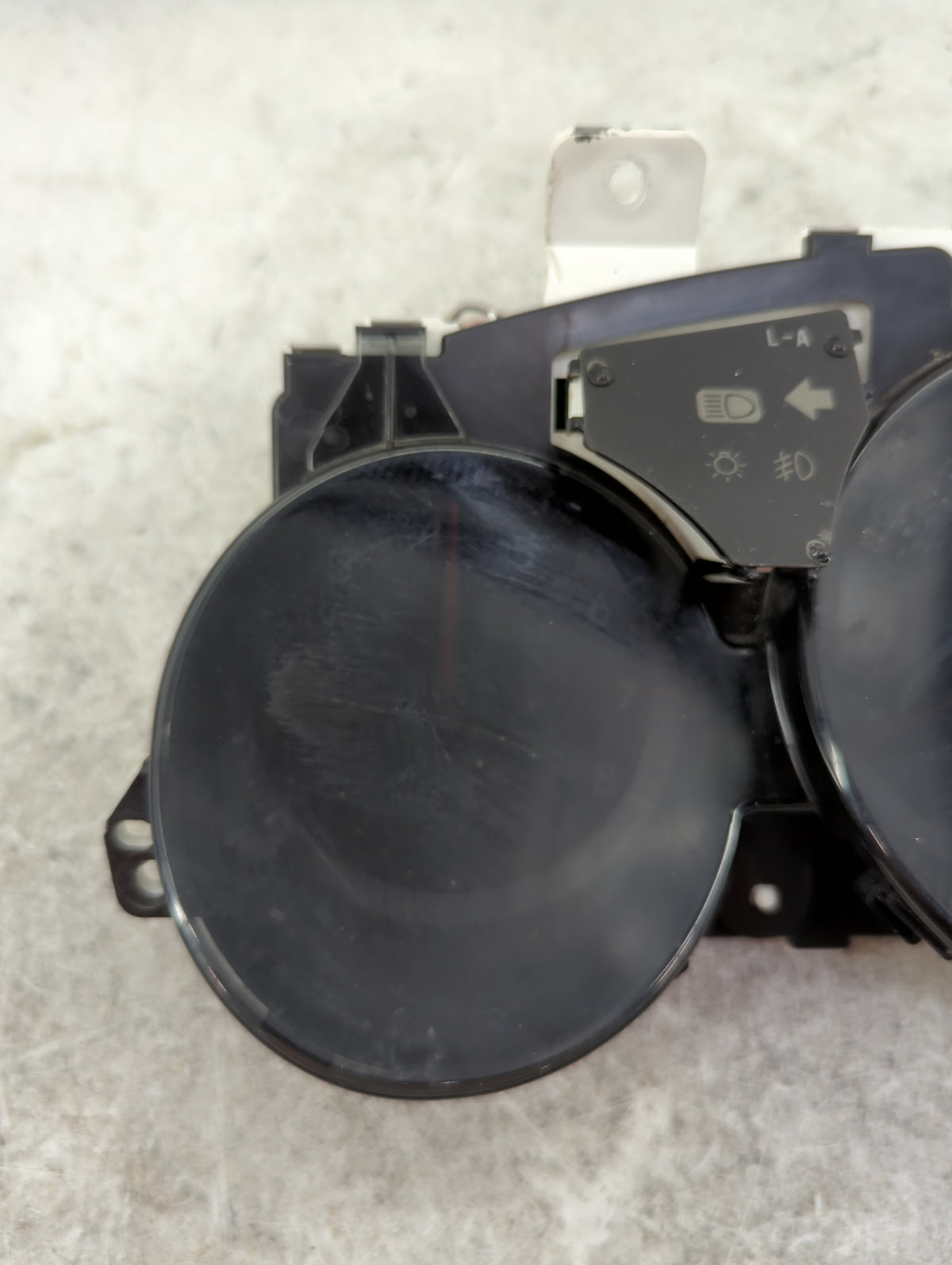 2002-2003 Lexus Es300 Instrument Cluster Speedometer Gauges P/N:83800-33611 257420-3390 Miles: Fits Fits 2002 2003 2004 OEM 