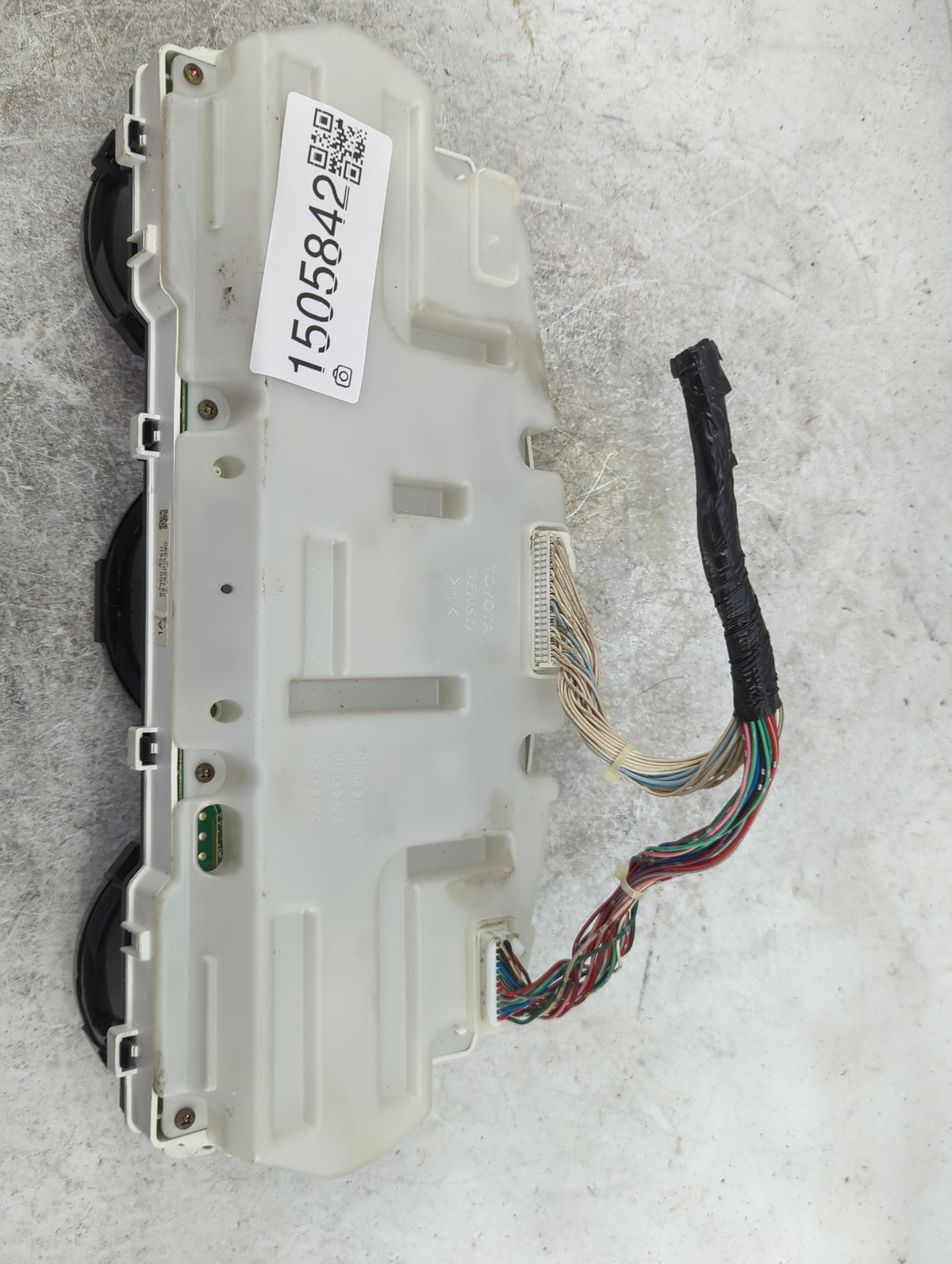 2002-2003 Lexus Es300 Instrument Cluster Speedometer Gauges P/N:83800-33611 257420-3390 Miles: Fits Fits 2002 2003 2004 OEM 