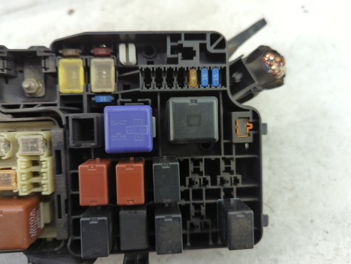 2000-2003 Lexus Es300 Fusebox Fuse Box Panel Relay Module P/N:7154-8036 Fits Fits 2000 2001 2002 2003 2004 OEM Used Auto Par