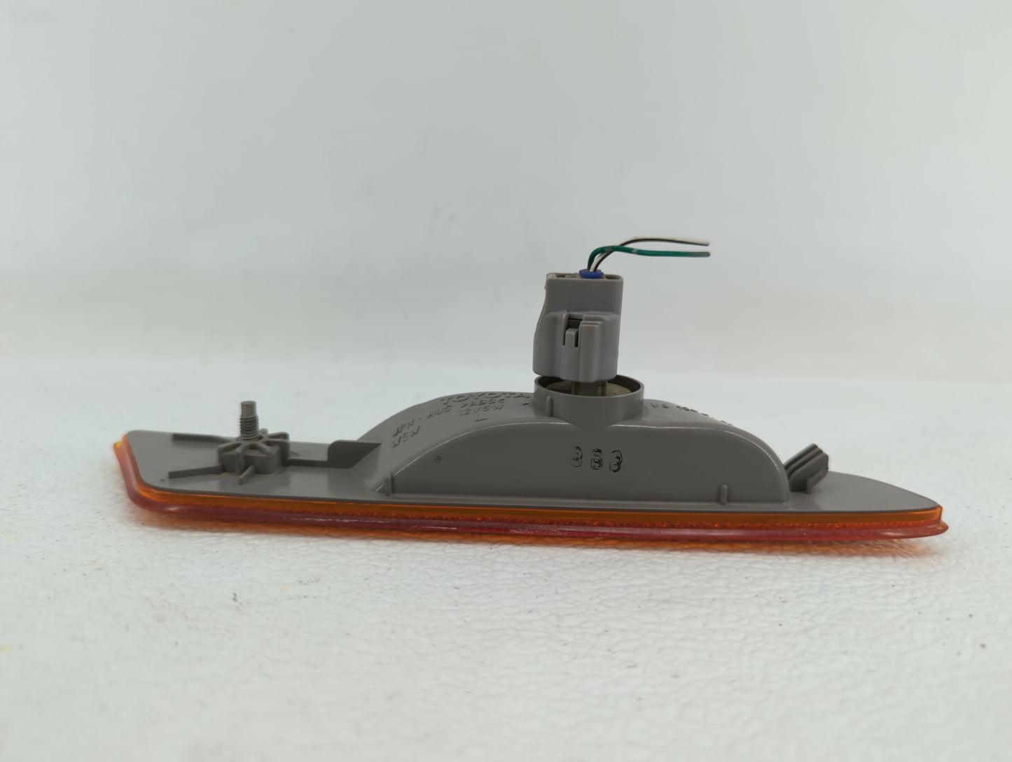 2003 Lexus Es300 Third Brake Light Tail Light Fits Fits 2004 2005 2006 OEM Used Auto Parts - Oemusedautoparts1.com