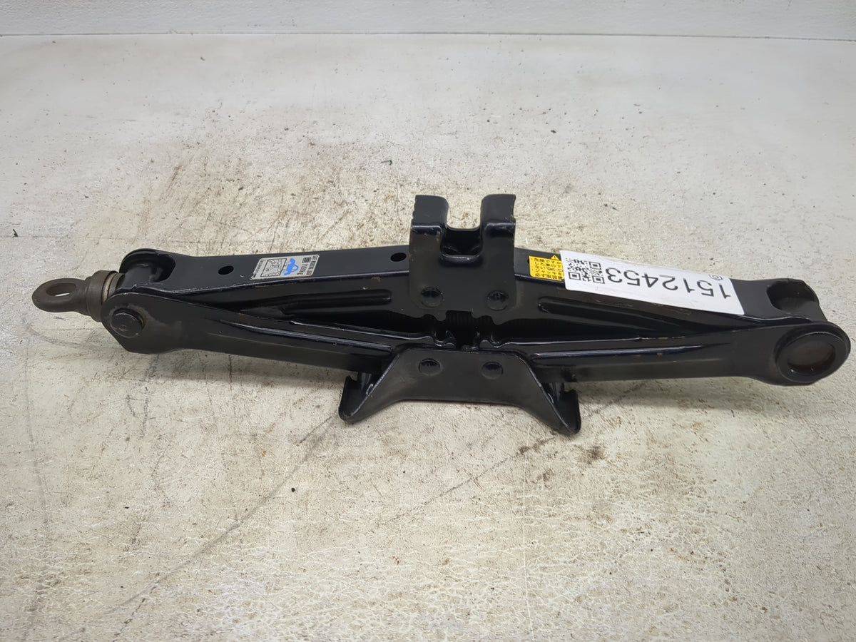 2003 Lexus Gs300 Spare Scissor Car Jack Black - Oemusedautoparts1.com
