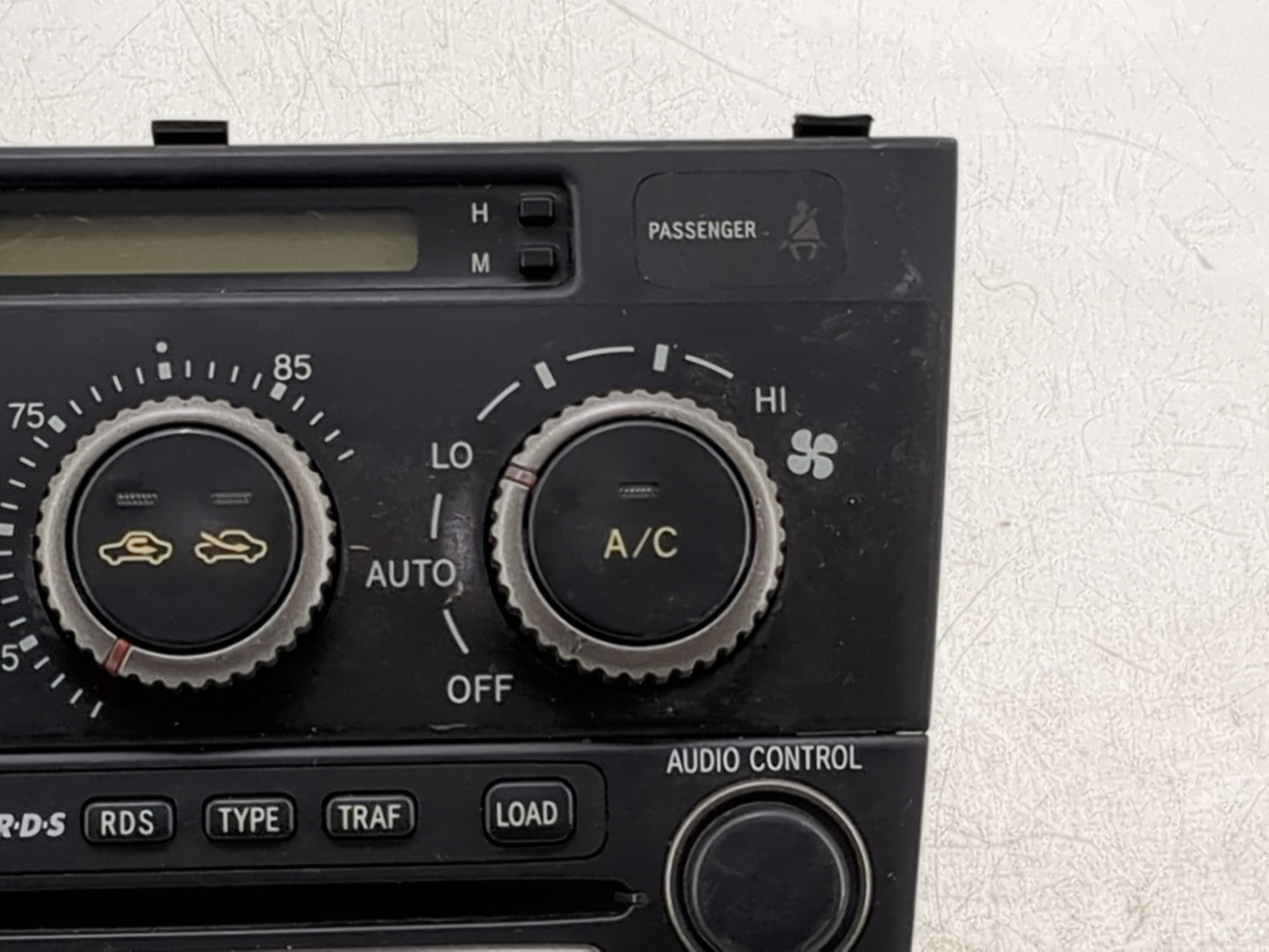 2001-2003 Lexus Is300 Radio AM FM Cd Player Receiver Replacement P/N:86120-53060 122000 Fits Fits 2001 2002 2003 OEM Used Au