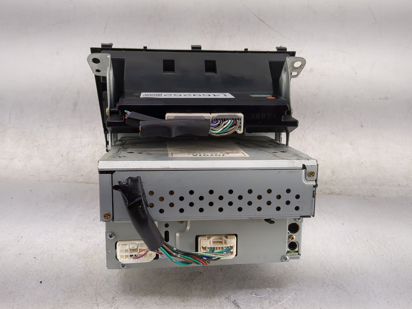 2001-2003 Lexus Is300 Radio AM FM Cd Player Receiver Replacement P/N:86120-53060 122000 Fits Fits 2001 2002 2003 OEM Used Au
