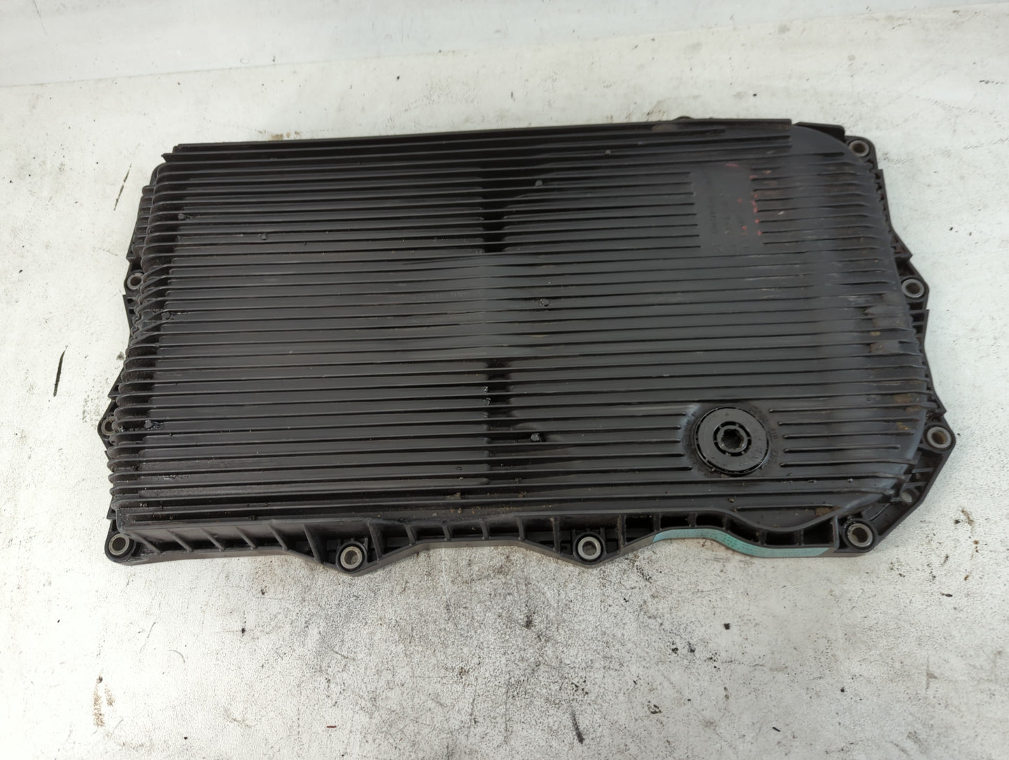 2001-2005 Lexus Is300 Engine Oil Pan P/N:2-1035-300 2-1035-100 Fits Fits 1998 1999 2000 2001 2002 2003 2004 2005 OEM Used Au