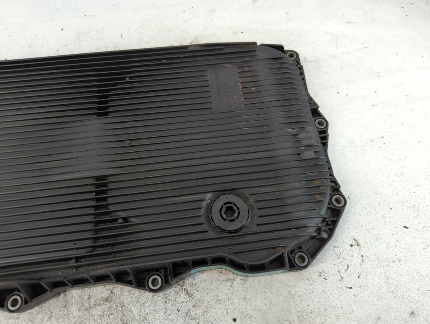2001-2005 Lexus Is300 Engine Oil Pan P/N:2-1035-300 2-1035-100 Fits Fits 1998 1999 2000 2001 2002 2003 2004 2005 OEM Used Au