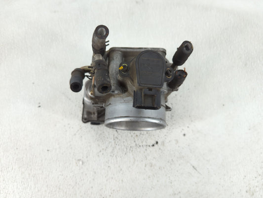 2001-2004 Lexus Ls430 Throttle Body P/N:22030-50160 Fits Fits 2001 2002 2003 2004 2005 OEM Used Auto Parts