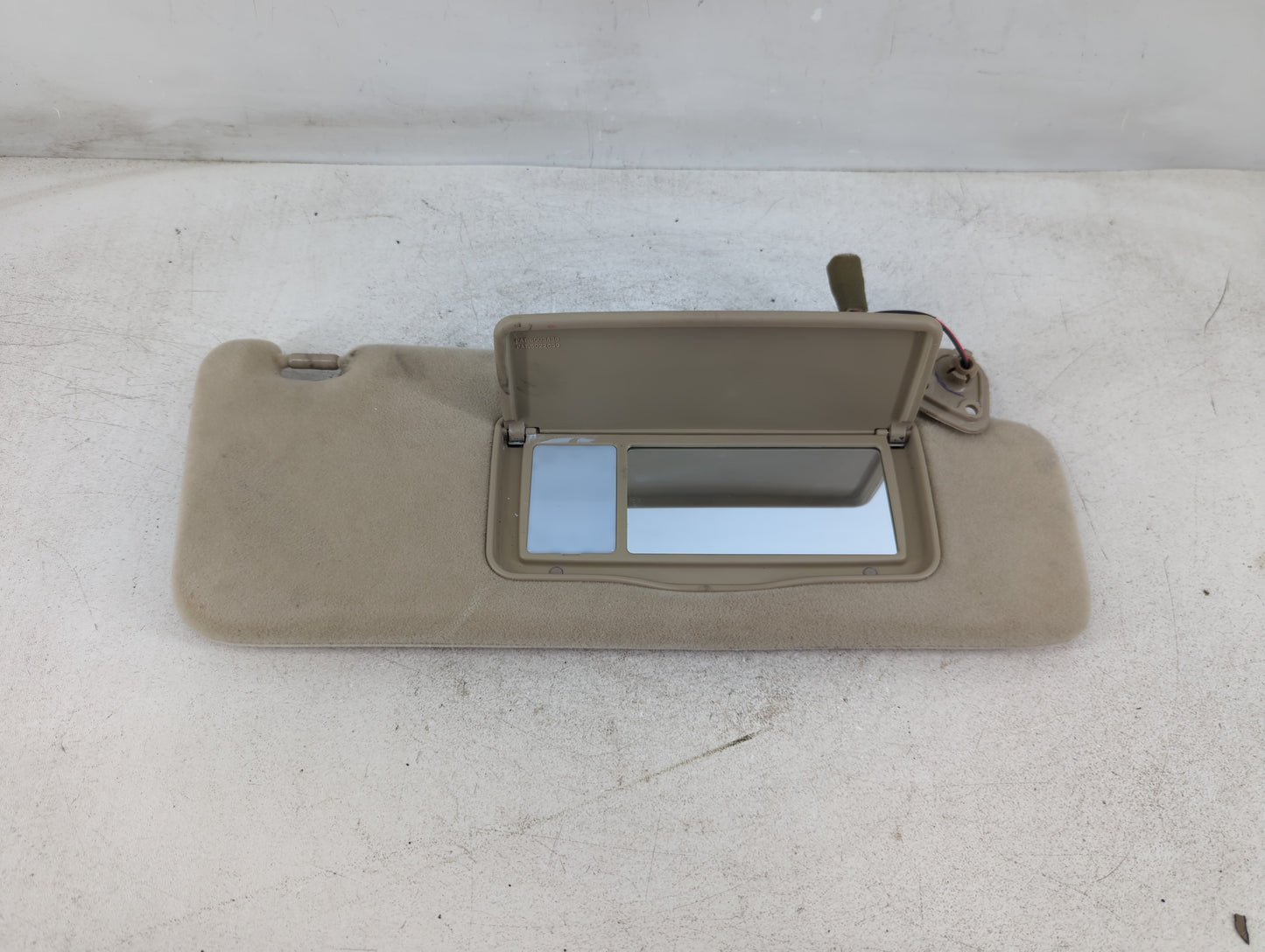 2003 Lexus Rx300 Sun Visor Shade Replacement Passenger Right Mirror Fits OEM Used Auto Parts - Oemusedautoparts1.com
