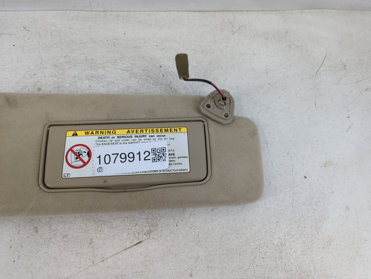 2003 Lexus Rx300 Sun Visor Shade Replacement Passenger Right Mirror Fits OEM Used Auto Parts - Oemusedautoparts1.com