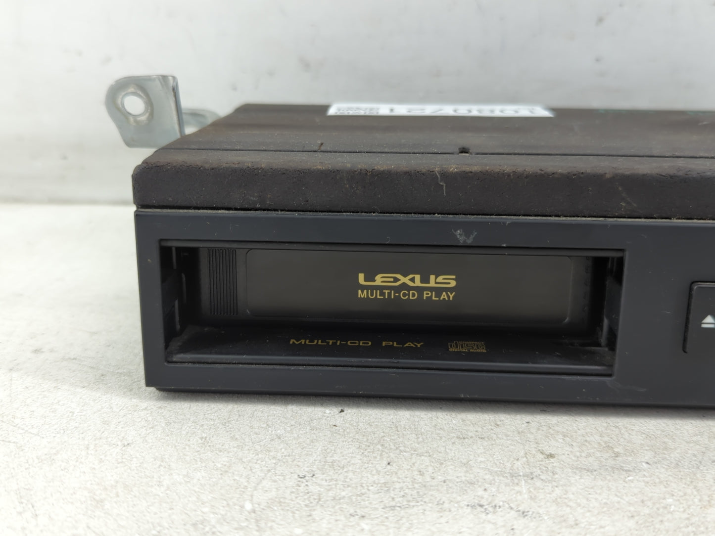 2003 Lexus Rx300 multi disc CD changer - Oemusedautoparts1.com