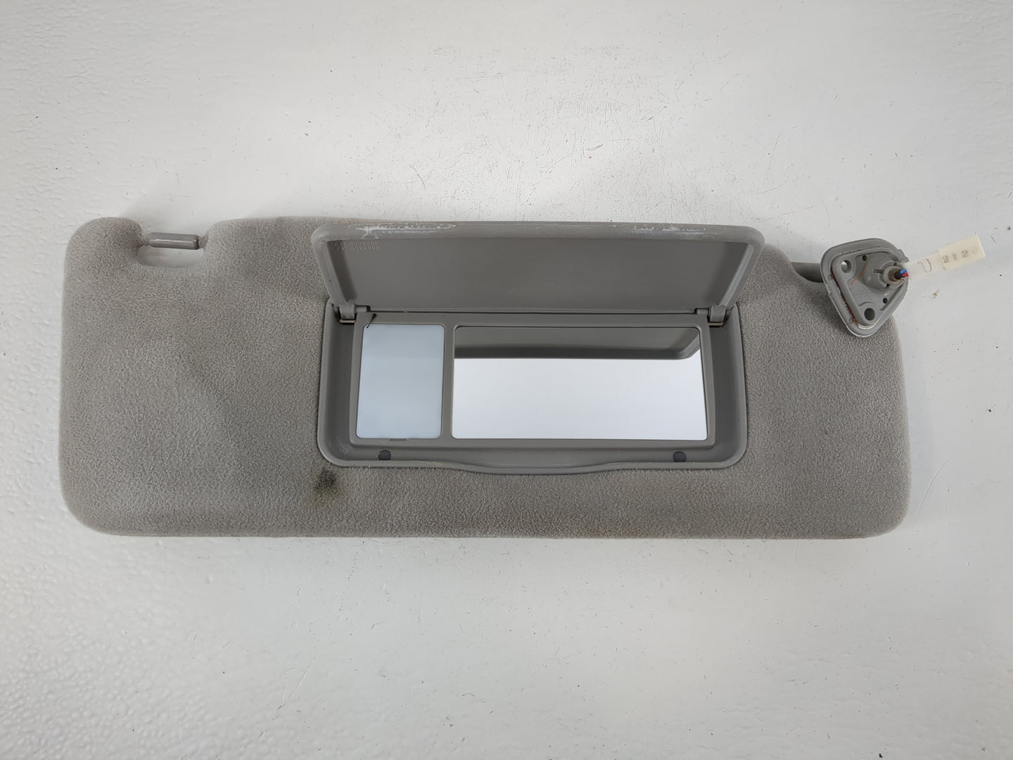 2003 Lexus Rx300 Sun Visor Shade Replacement Passenger Right Mirror Fits OEM Used Auto Parts - Oemusedautoparts1.com