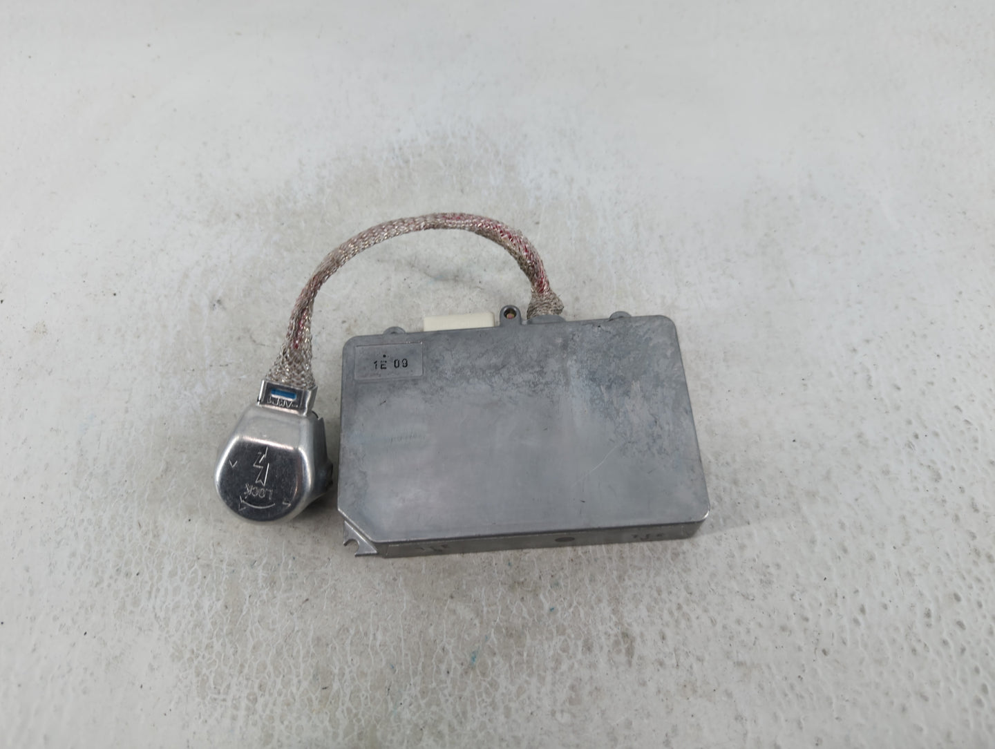 2003-2005 Lincoln Aviator Headlight Ballast Head Light - Oemusedautoparts1.com